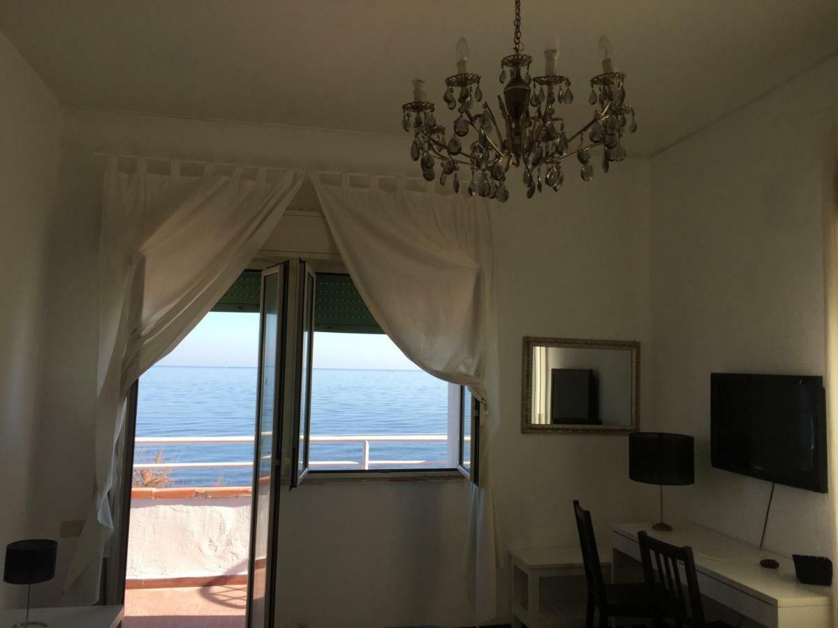 Bed and Breakfast A Casa Di Giuseppe 2 Carini Exteriér fotografie